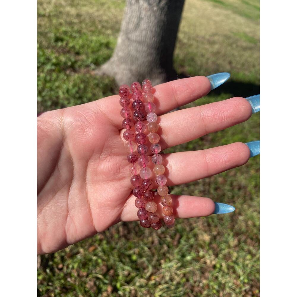 6 mm Strawberry Quartz Beaded Bracelet